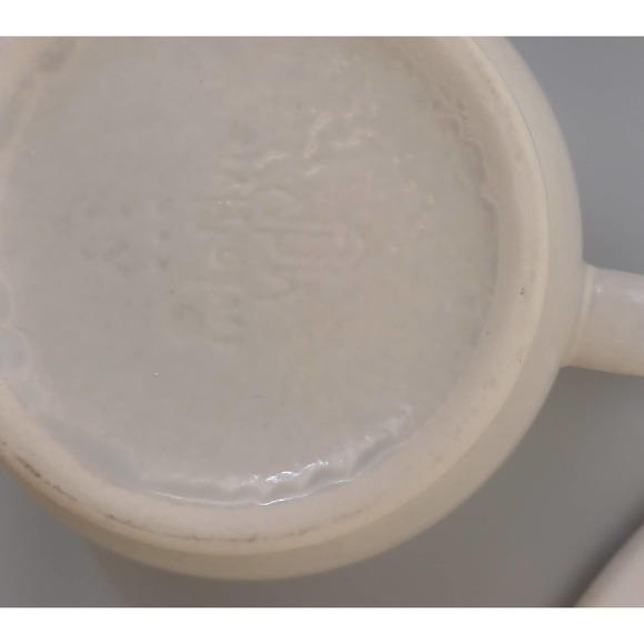 Pfaltzgraff Yorktowne Stoneware Partial Dinner Set - Picture 4 of 5